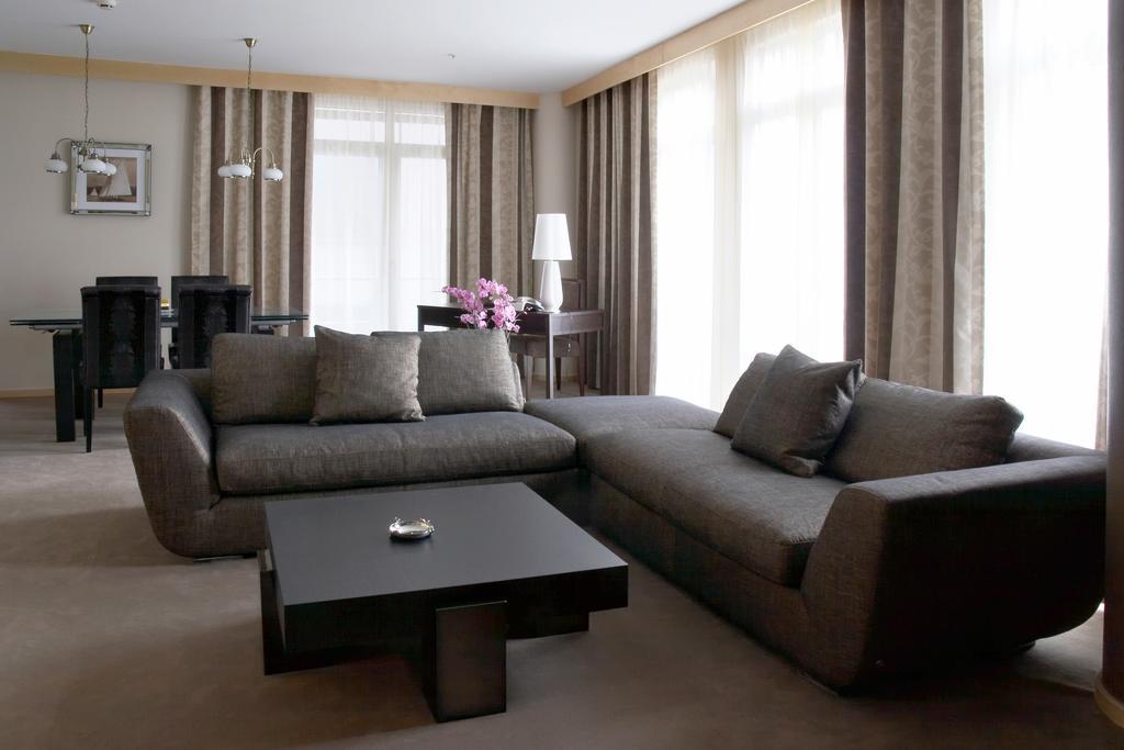 Royal Square Hotel & Suites Riga Ngoại thất bức ảnh