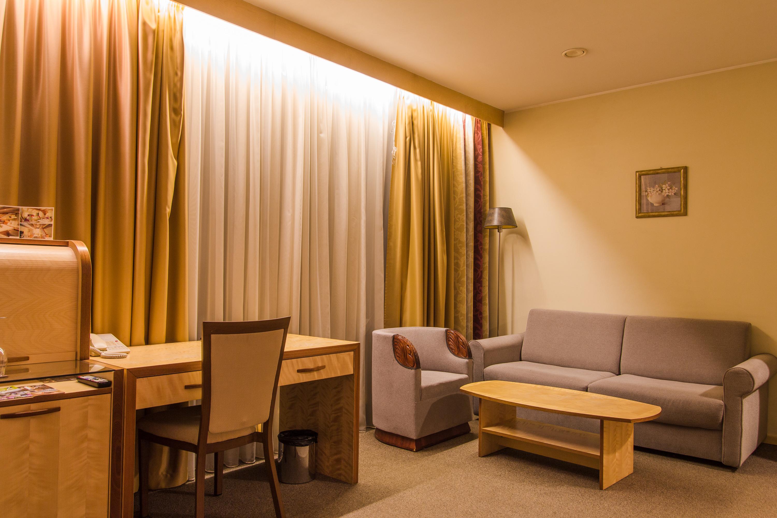 Royal Square Hotel & Suites Riga Ngoại thất bức ảnh