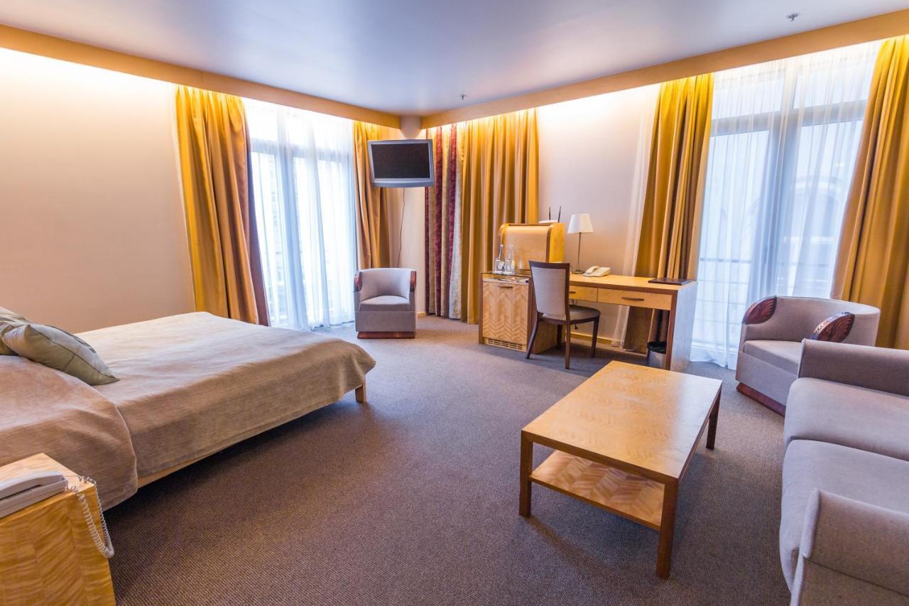 Royal Square Hotel & Suites Riga Ngoại thất bức ảnh