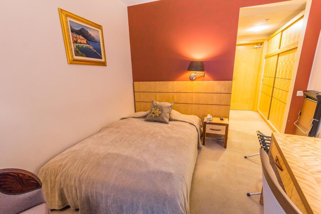 Royal Square Hotel & Suites Riga Ngoại thất bức ảnh